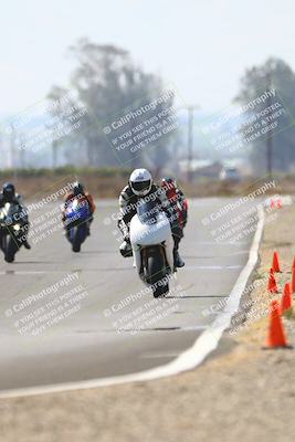 media/Sep-20-2025-TrackDaz (Sat) [[27f0cde673]]/B Group/220pm (Turn 9)/